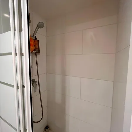 Joli T2 Lumineux A Sentier Apartment